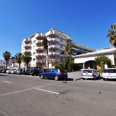 Apartaments Bt- Roses Apartment *